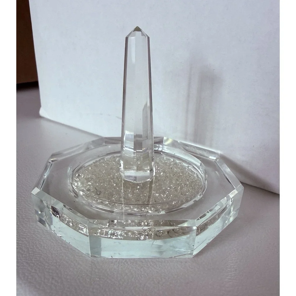 OLEG CASSINI‎ CRYSTAL Sparkle Ring Holder
